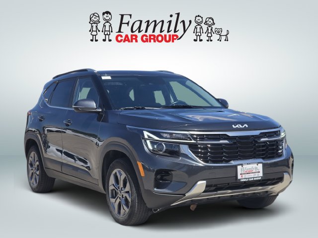 Used 2024 Kia Seltos S AWD/4WD image 2