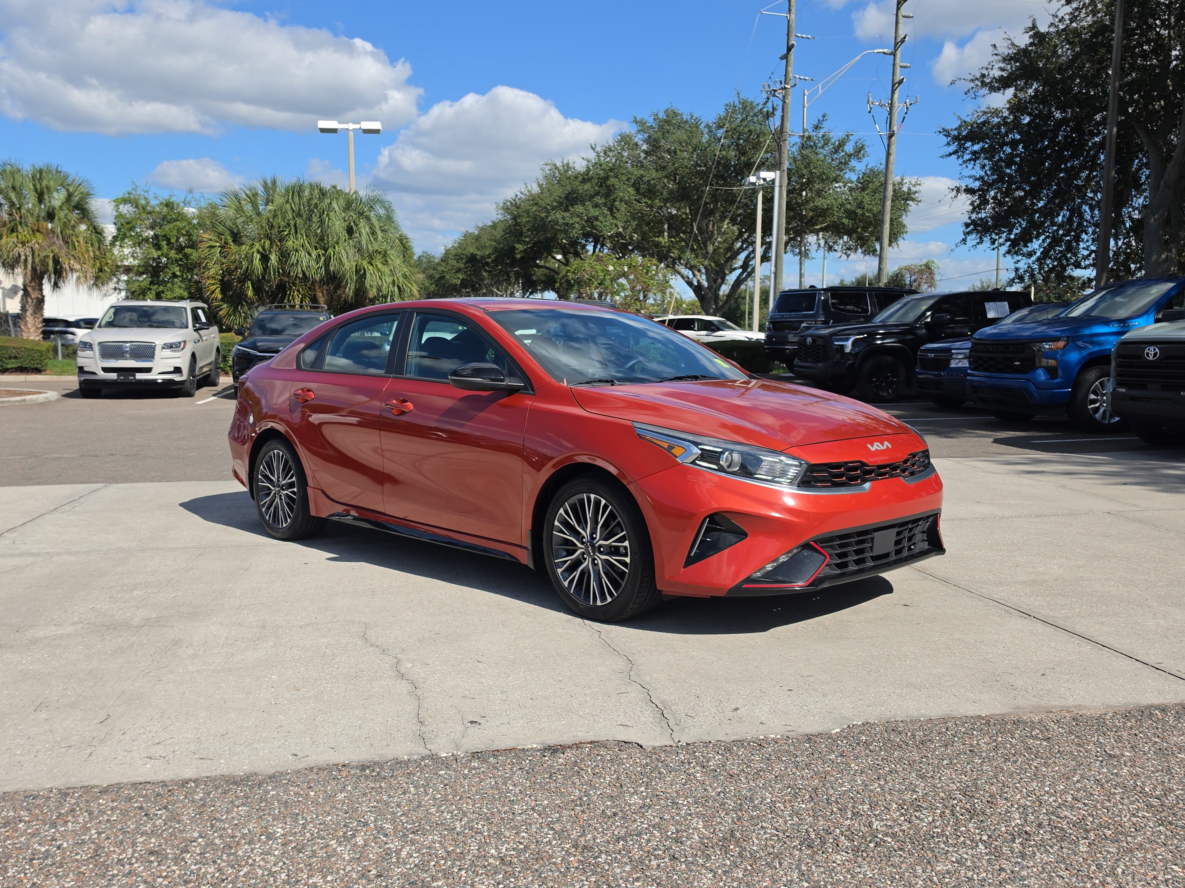 Used 2023 Kia Forte GT-Line w/ GT-Line Premium Package FWD image 2