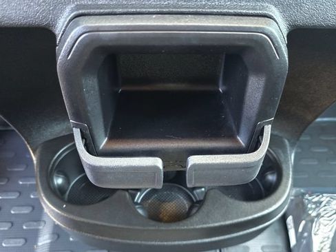 Used 2025 RAM ProMaster 2500 w/ Quick Order Package 22G SLT FWD image 16