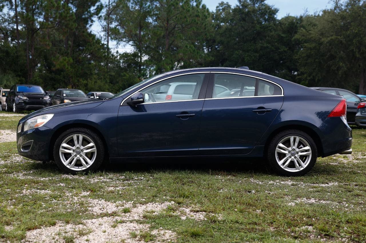 Used 2013 Volvo S60 T5 FWD image 3