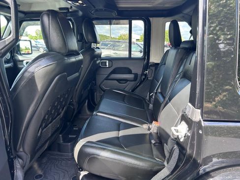 Used 2022 Jeep Wrangler Unlimited Rubicon 4xe w/ Cold Weather Group image 9