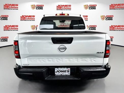 Certified 2023 Nissan Frontier S AWD/4WD image 15