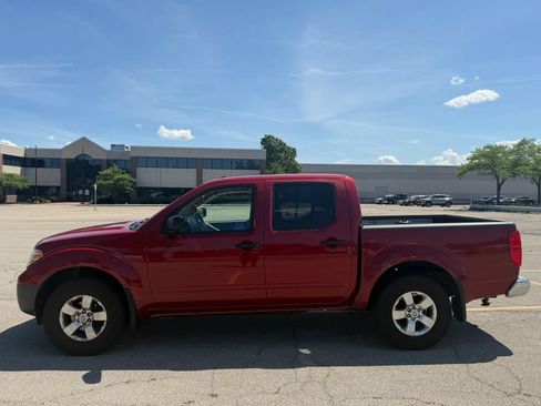 Used 2012 Nissan Frontier SV w/ SV Premium Utility Pkg AWD/4WD image 4
