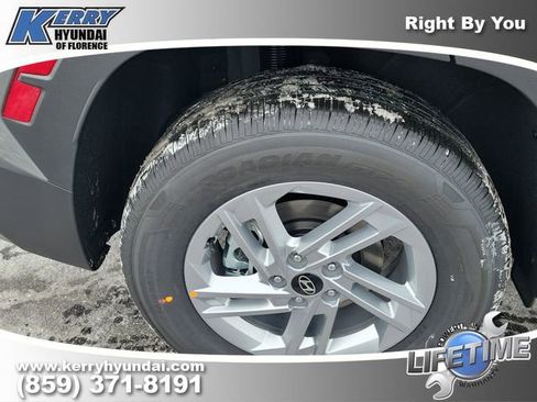 New 2026 Hyundai Tucson SE image 6