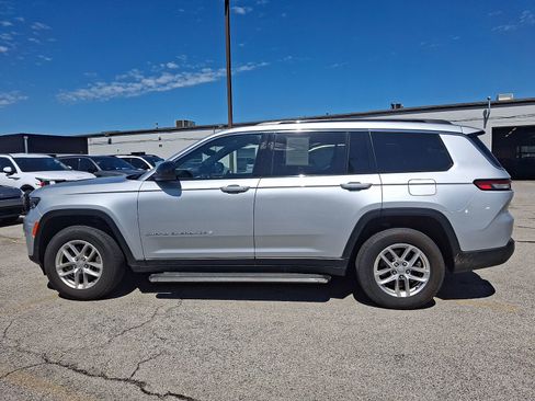 Used 2024 Jeep Grand Cherokee L Laredo w/ Luxury Tech Group I AWD/4WD image 6