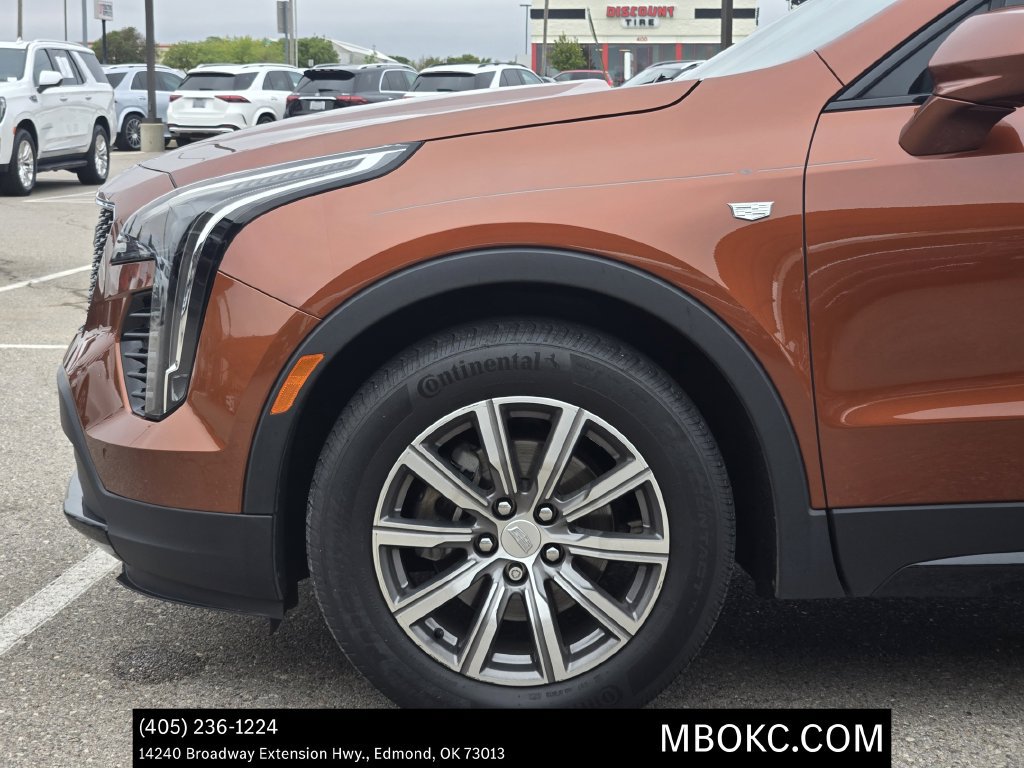 Used 2019 Cadillac XT4 Sport w/ Cold Weather Package FWD image 6