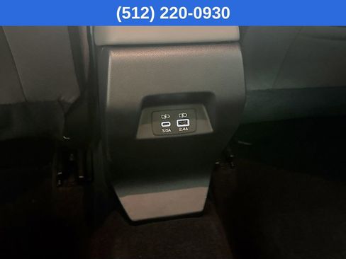 Used 2025 Subaru Crosstrek 2.0i Premium image 31