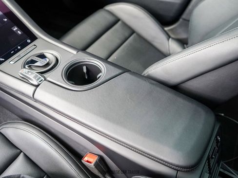 Used 2024 Porsche Taycan GTS image 38