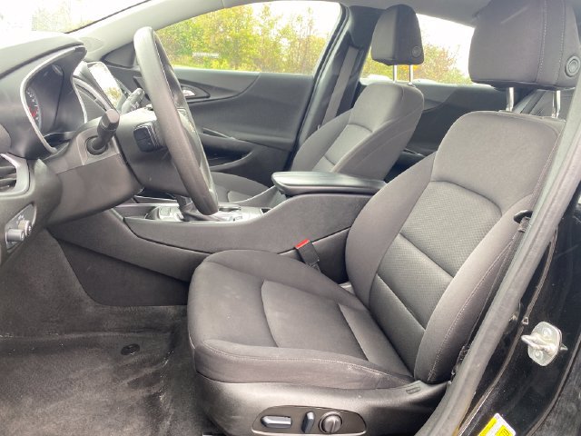 Certified 2024 Chevrolet Malibu LT FWD image 15