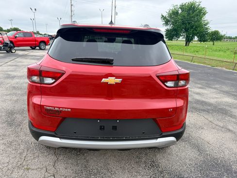 New 2026 Chevrolet TrailBlazer LT w/ LT Cold Weather Package FWD image 7