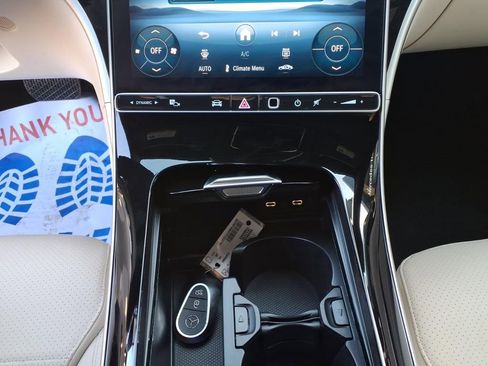 New 2026 Mercedes-Benz C 300 4MATIC Sedan image 24
