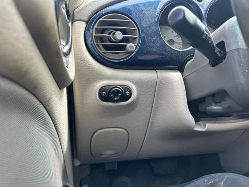 Used 2001 Chrysler PT Cruiser FWD image 34