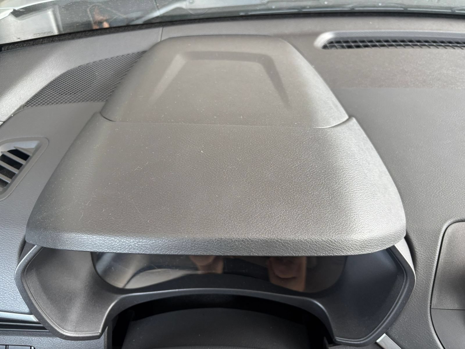 Used 2024 Nissan Altima 2.5 S FWD image 32