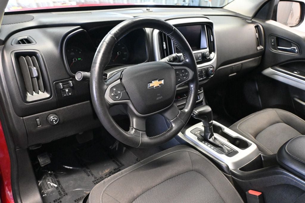 Used 2019 Chevrolet Colorado LT w/ LT Convenience Package RWD image 10