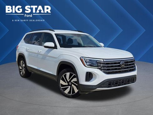 Used 2024 Volkswagen Atlas SE FWD image 1