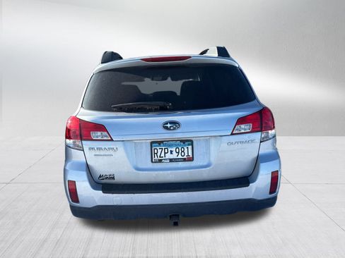 Used 2012 Subaru Outback 2.5i Premium image 3