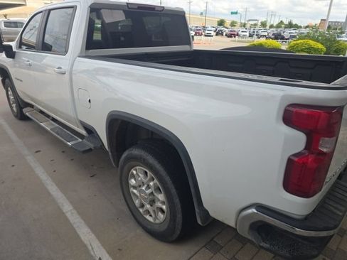 Used 2023 Chevrolet Silverado 2500 LT w/ Convenience Package AWD/4WD image 5