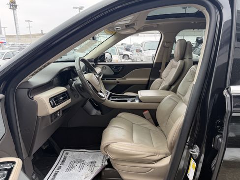 Used 2020 Lincoln Aviator Reserve w/ Equipment Group 202A image 32
