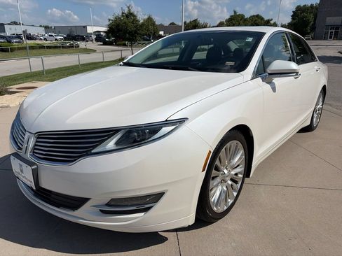 Used 2015 Lincoln MKZ AWD w/ Equipment Group 102A Reserve image 4