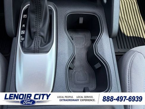 Used 2022 Nissan Frontier SV AWD/4WD image 28
