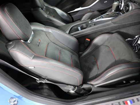 Used 2023 Chevrolet Camaro ZL1 image 31