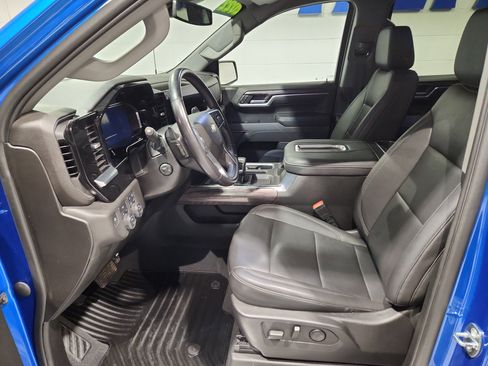 Used 2022 Chevrolet Silverado 1500 LTZ w/ LTZ Convenience Package II image 4