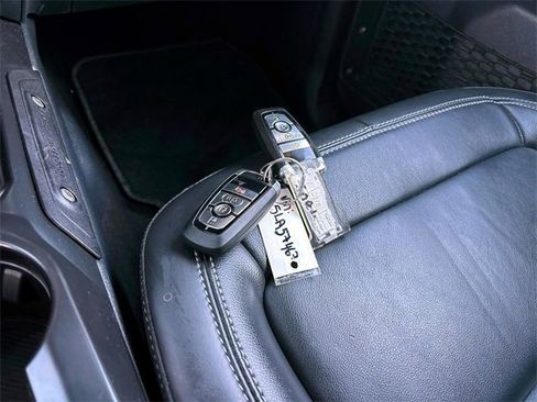 Used 2025 Ford Bronco Outer Banks image 25