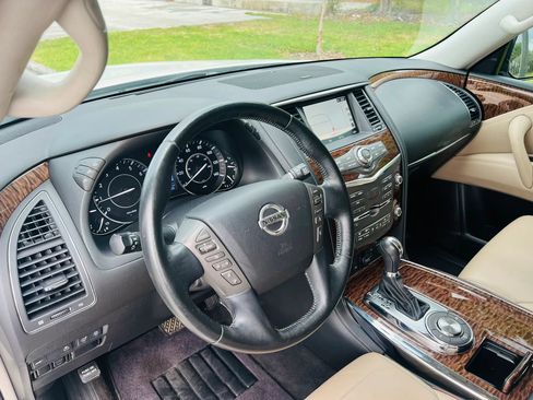 Used 2020 Nissan Armada Platinum w/ Captain's Chairs Package RWD image 12