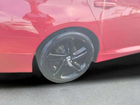 Used 2018 Honda Accord Sport image 33