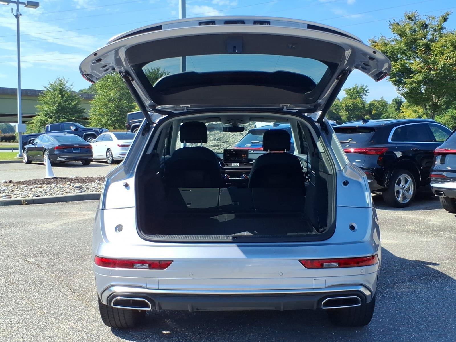 Used 2023 Audi Q5 2.0T Premium Plus w/ Premium Plus Package AWD/4WD image 31