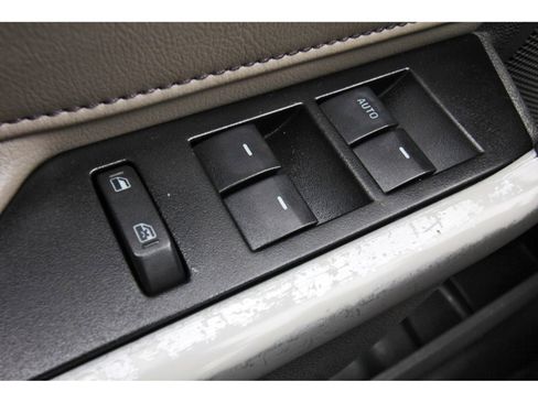 Used 2012 Ford Edge Limited w/ Driver Entry Pkg image 24