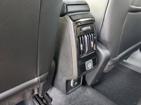 New 2026 Jeep Compass Limited image 24