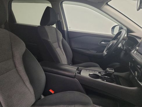 Used 2021 Nissan Rogue SV FWD image 21