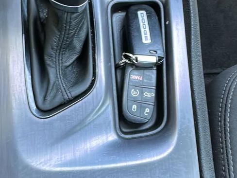 Used 2018 Dodge Charger SXT w/ Blacktop Package RWD image 14