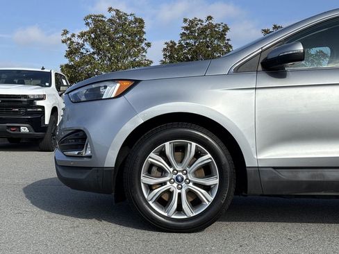 Used 2022 Ford Edge Titanium image 9