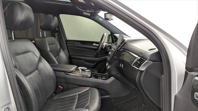 Used 2018 Mercedes-Benz GLS 450 4MATIC w/ Premium Package image 23