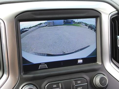 Used 2022 Chevrolet Silverado 2500 LT w/ Convenience Package image 26