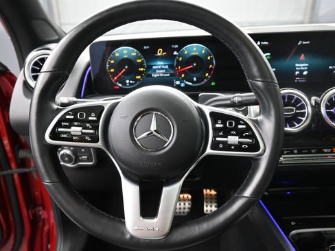 Used 2023 Mercedes-Benz GLB 250 image 19