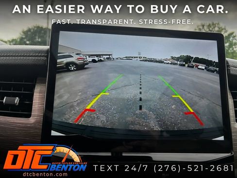 Used 2023 Ford Expedition Limited AWD/4WD image 11