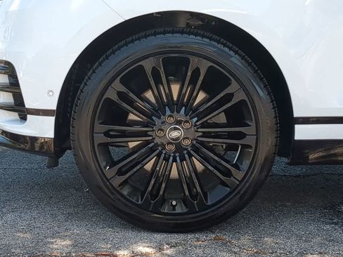 Used 2026 Land Rover Range Rover Velar Dynamic SE image 14