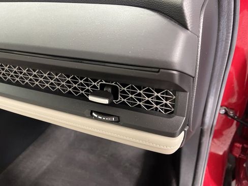 Used 2025 Honda Accord SE image 9