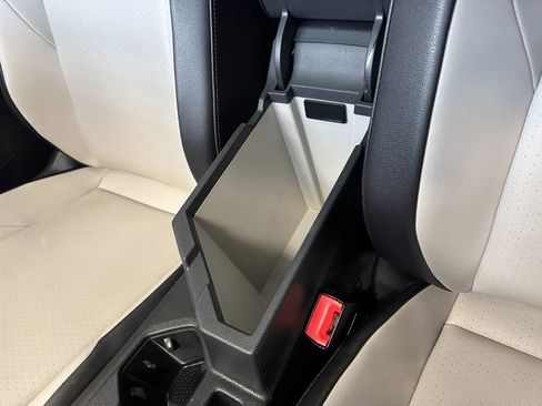 Used 2019 Volkswagen Jetta R-Line w/ R-Line Cold Weather Package image 40