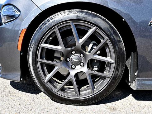 Used 2019 Dodge Charger Scat Pack w/ Plus Group RWD image 8