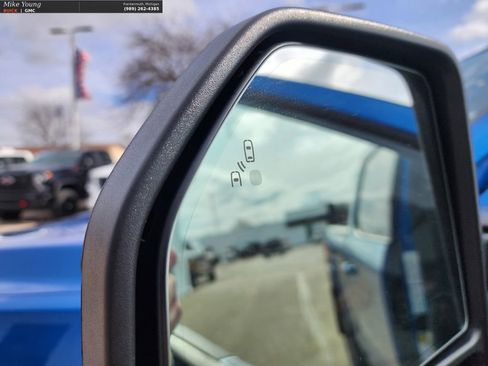 Used 2019 Ford F150 Lariat w/ Equipment Group 502A Luxury AWD/4WD image 27