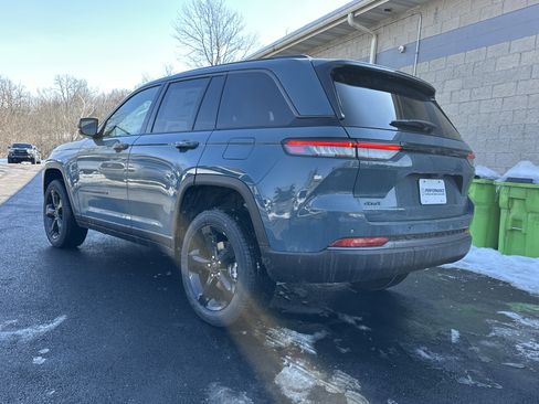 New 2026 Jeep Grand Cherokee Limited w/ Limited Altitude Package image 26