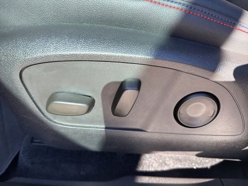 Used 2024 Chevrolet Blazer EV RS image 11