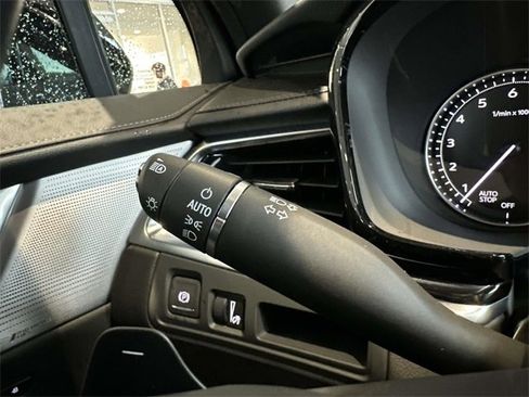 Certified 2024 Cadillac XT6 Premium Luxury w/ LPO, Floor Liner Package image 44