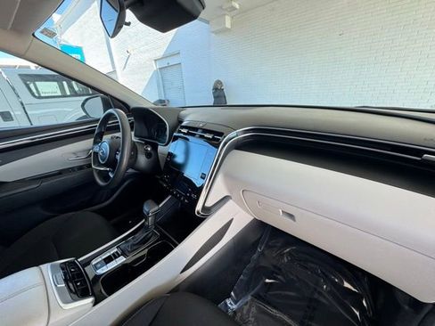 Used 2024 Hyundai Tucson SEL image 16