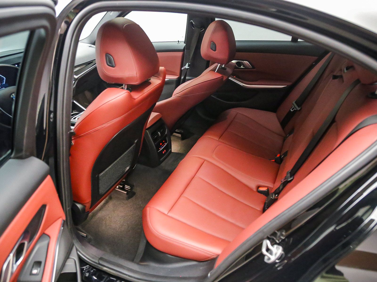 Certified 2023 BMW 330i Sedan w/ Premium Package RWD image 20