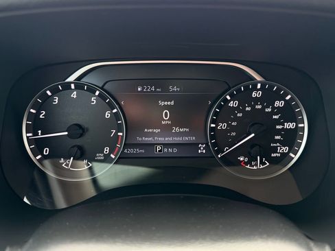 Used 2022 Nissan Frontier SV image 19